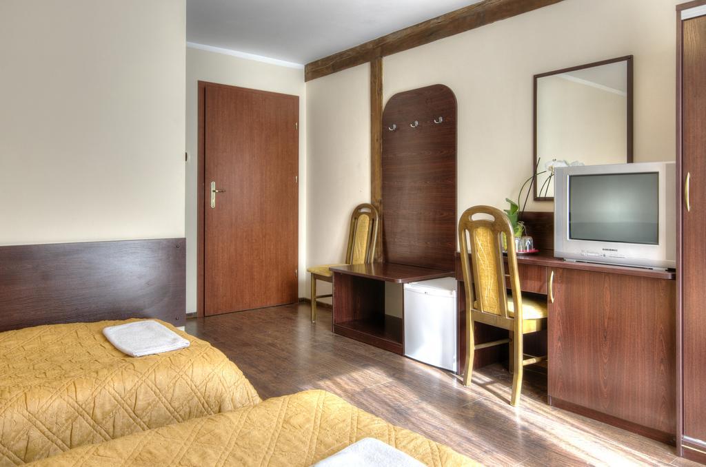 Augustowia Hotel Exterior photo